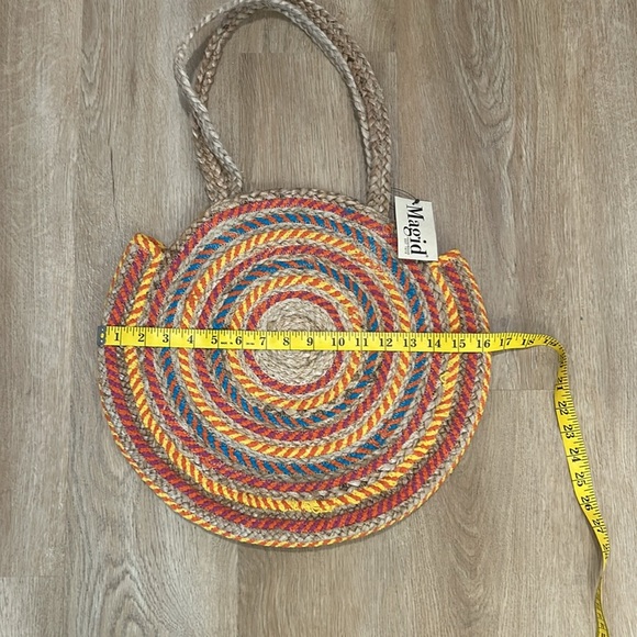 Magid women’s circle woven jute, oversized beach tote bag - Picture 3 of 4